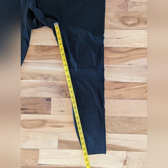 NWT Halara Leggings Size Large - Picture 7 of 8